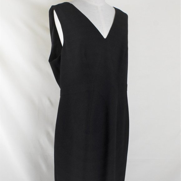ADRIANNA PAPELL Dress 16 Black Lined Sleeveless Back Zipper V Cut Neck Line - Picture 2 of 6